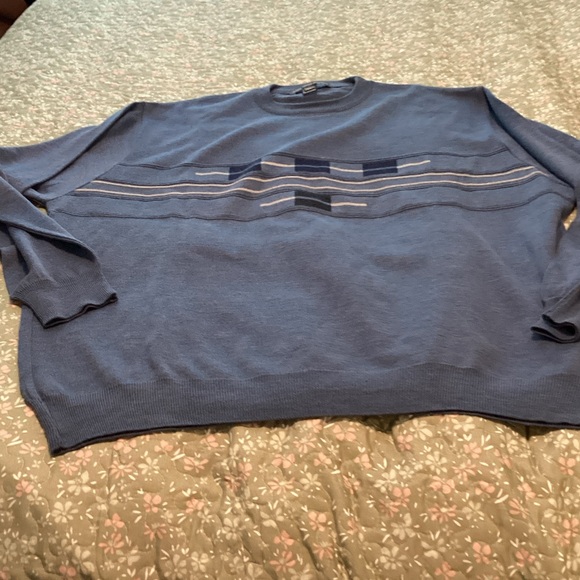 Saks Fifth Avenue Men's Crewneck Sweater in Blue with Geometric Design XXL